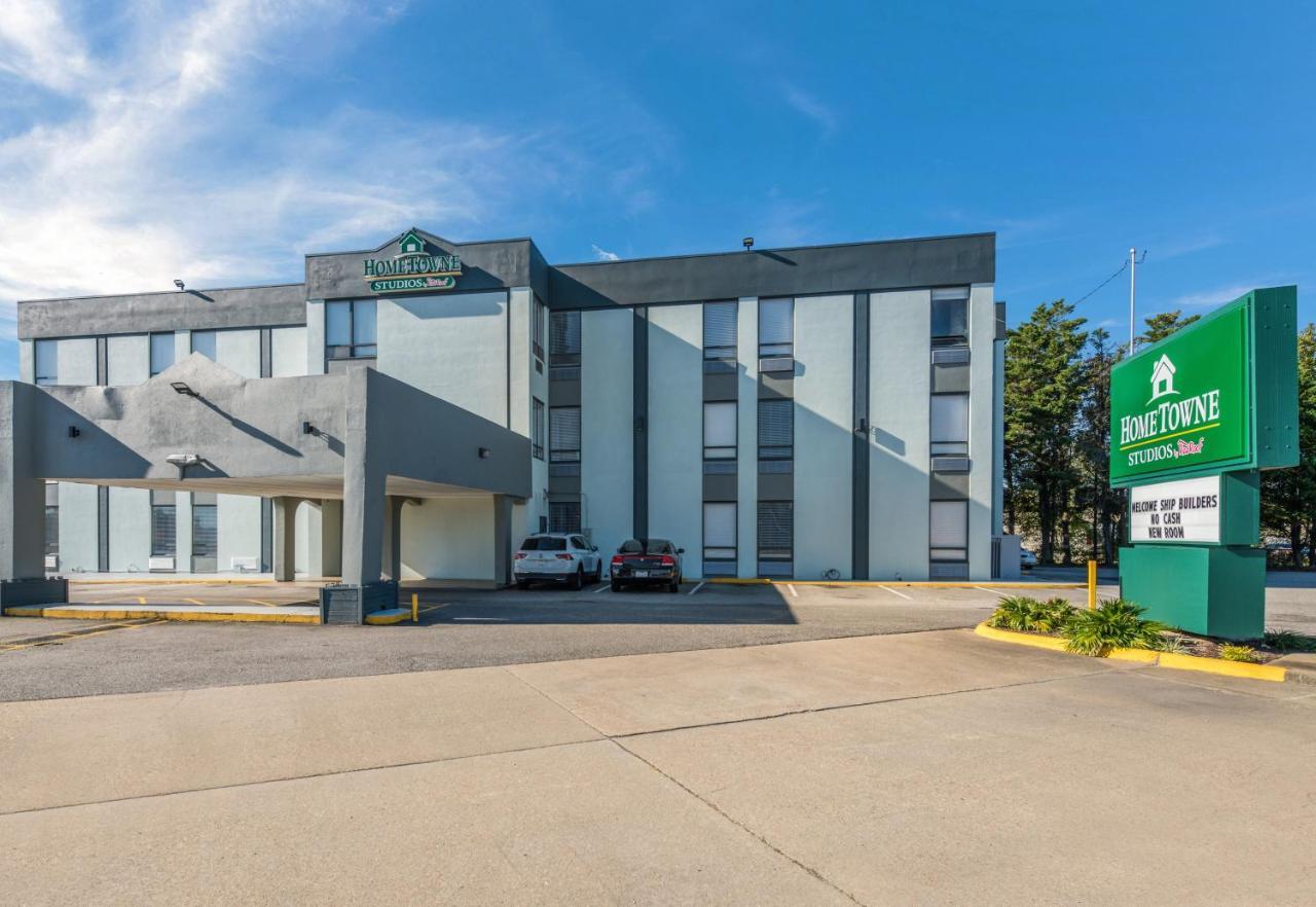 Hometowne Studios By Red Roof Newport News - Hampton West Экстерьер фото