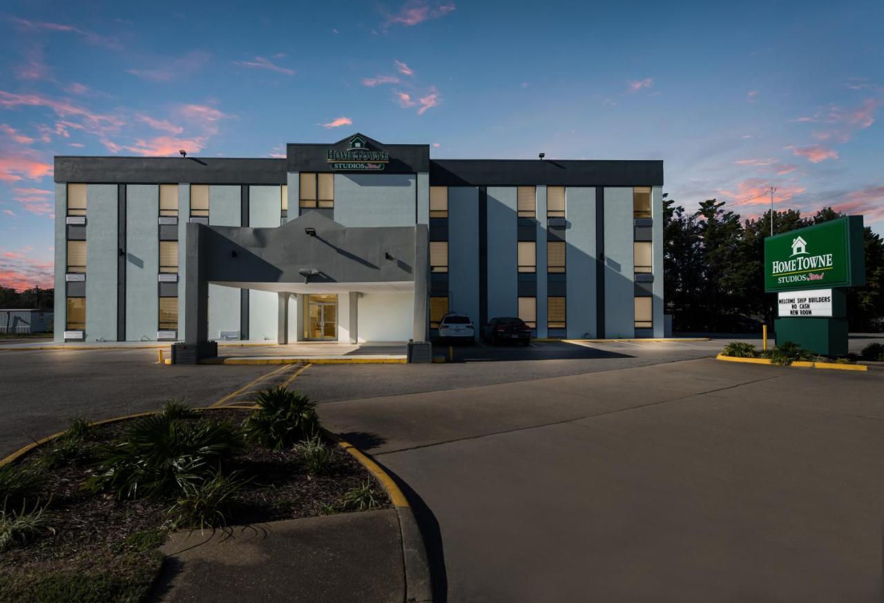 Hometowne Studios By Red Roof Newport News - Hampton West Экстерьер фото